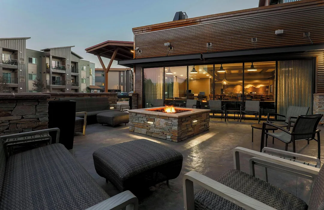 Springhill Suites By Marriott Truckee Lake Tahoe-1