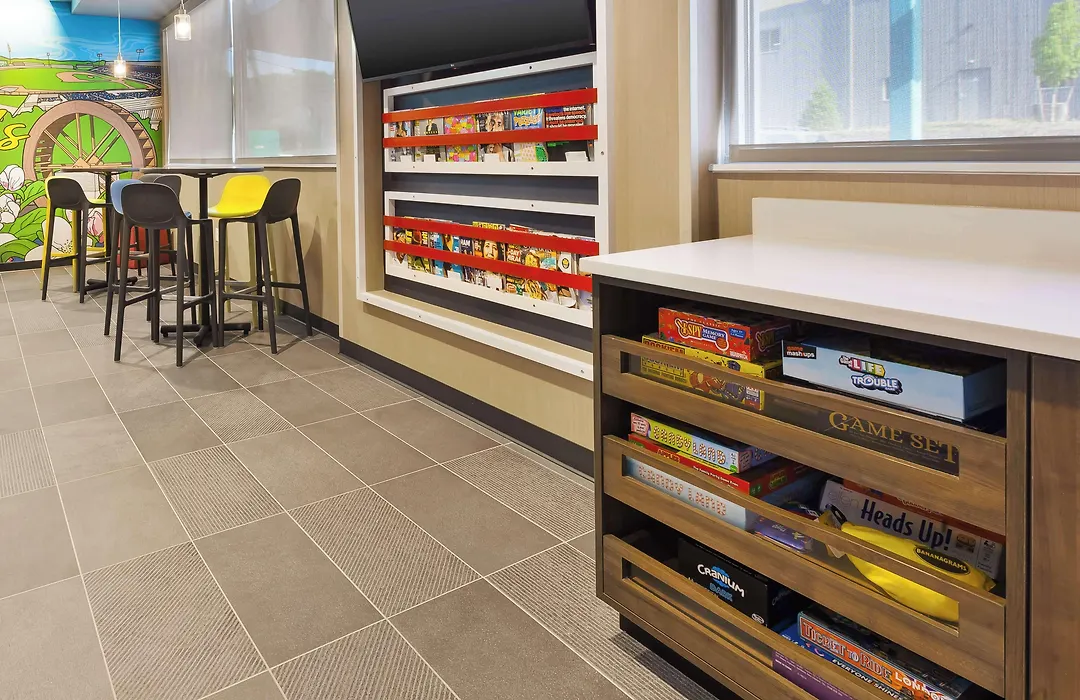 Tru By Hilton Comstock Park Grand Rapids, Mi-1