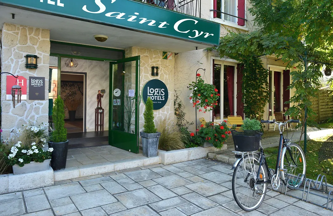 Hôtel Saint Cyr-1