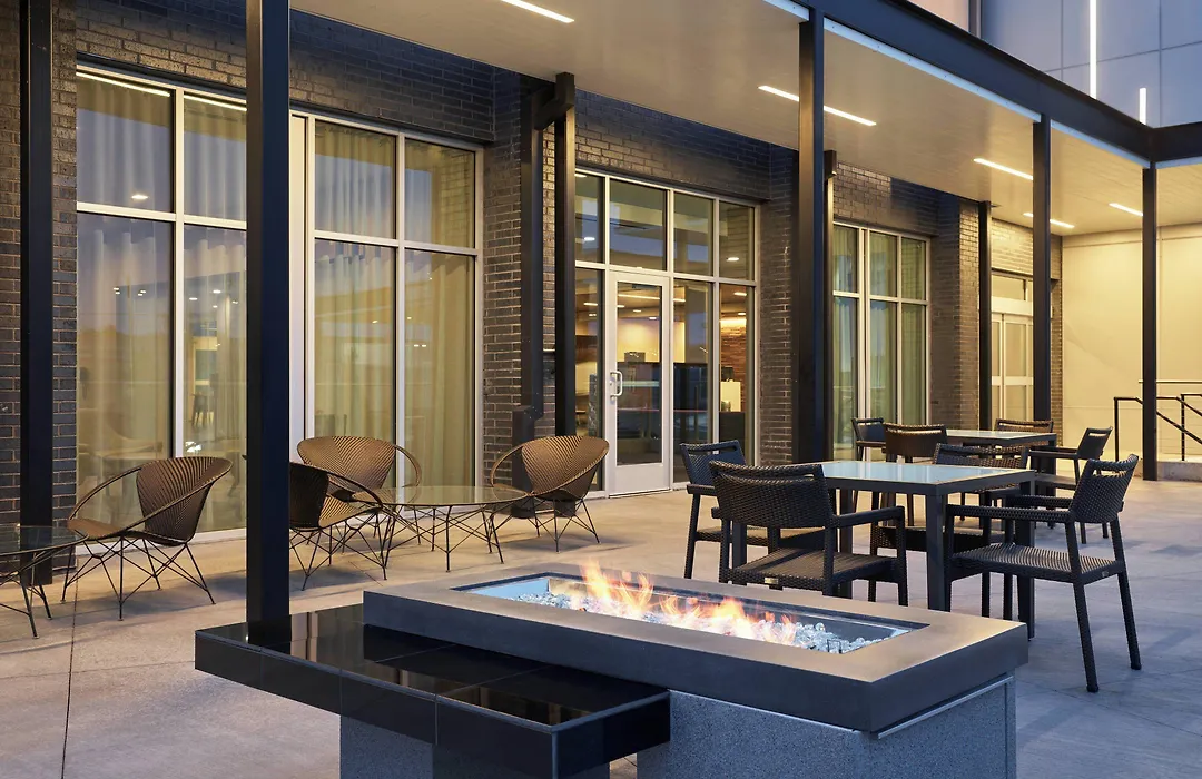 Courtyard Denver Aurora-1