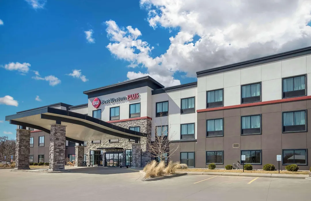 Best Western Plus Lacrescent - Lacrosse-1