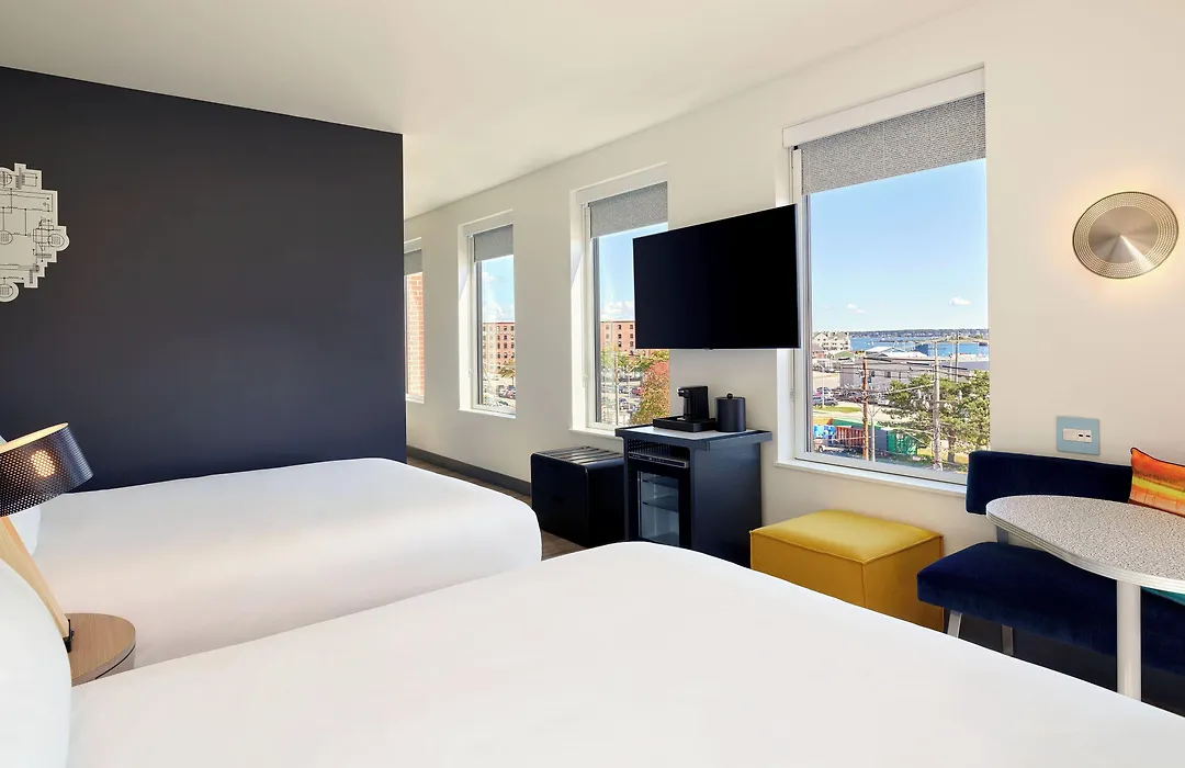 Aloft By Marriott Portland Downtown Waterfront Me-1