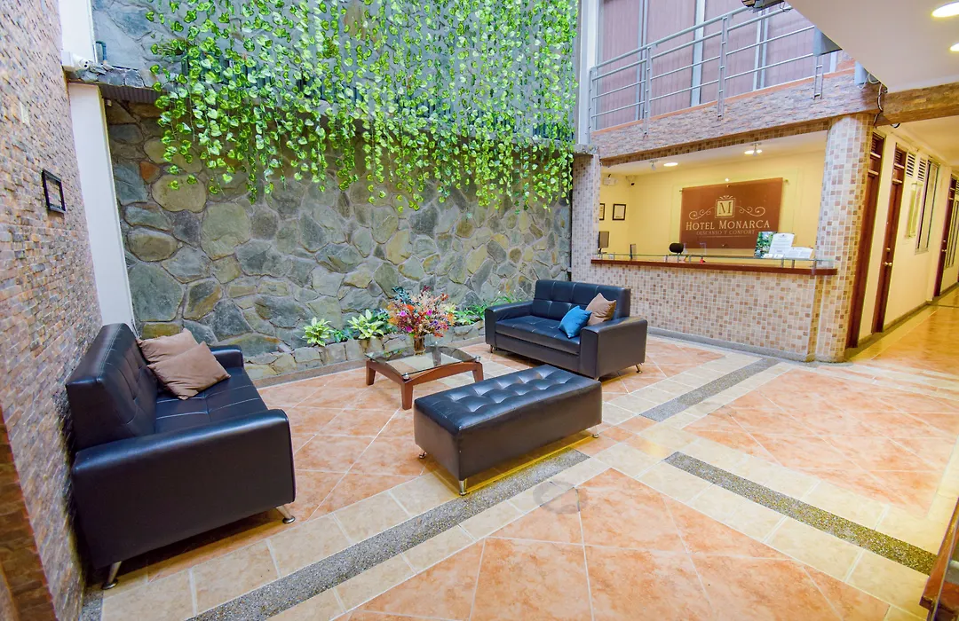 Hotel Mónaco Armenia-1