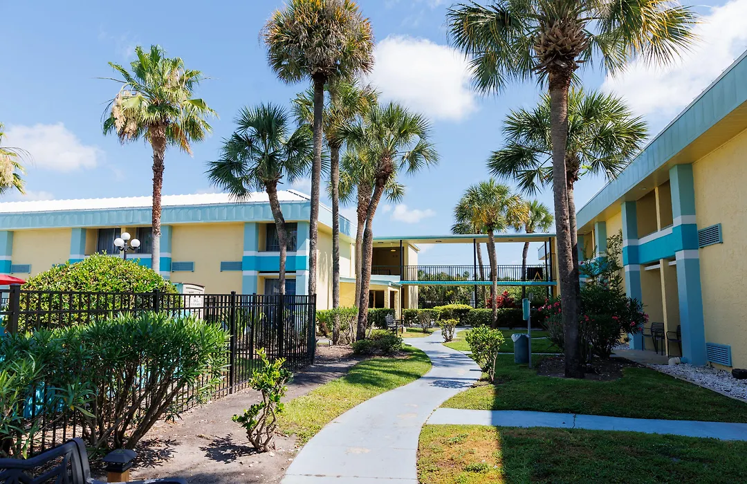 Garnet Inn & Suites, Orlando-1