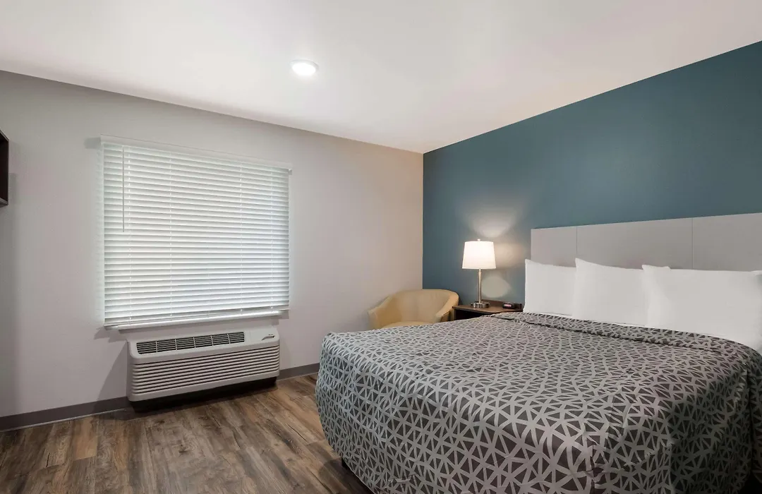 Woodspring Suites San Antonio Utsa - Medical Center-1