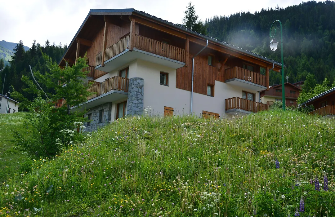 Vacancéole - Résidence Les Chalets de la Ramoure-1