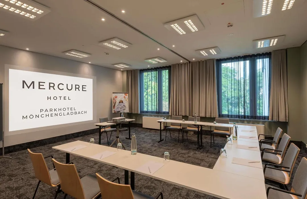 Mercure Parkhotel Mönchengladbach-1