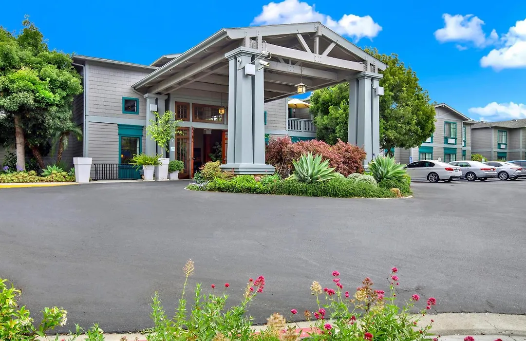 Holiday Inn Express & Suites Carpinteria By Ihg-1