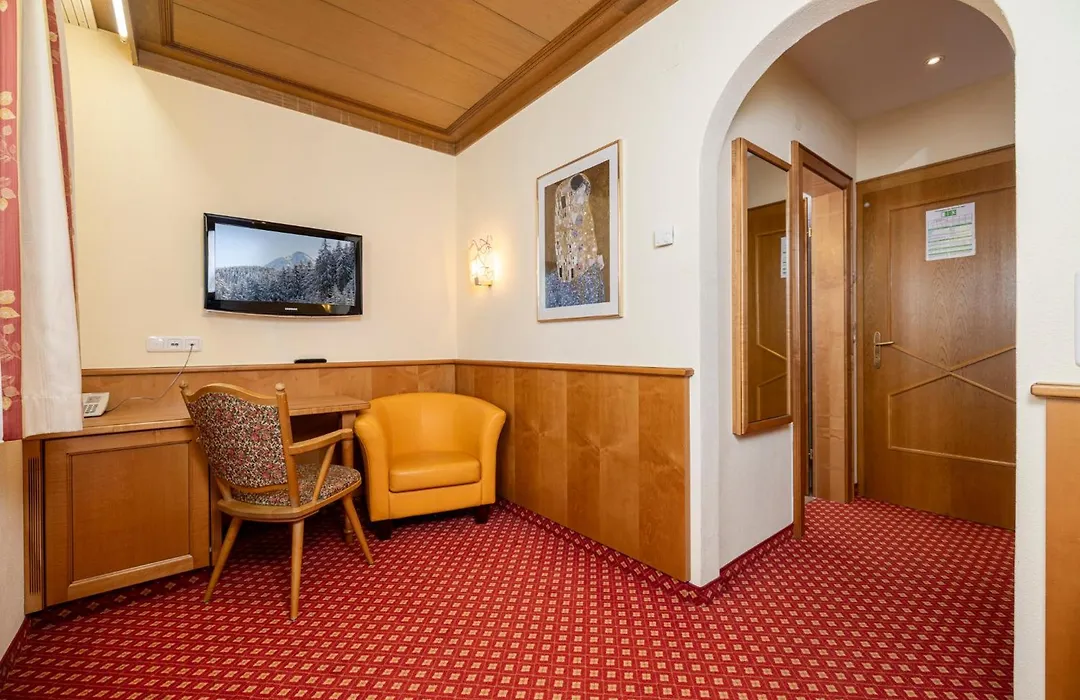 Hotel-Pension Strolz-1