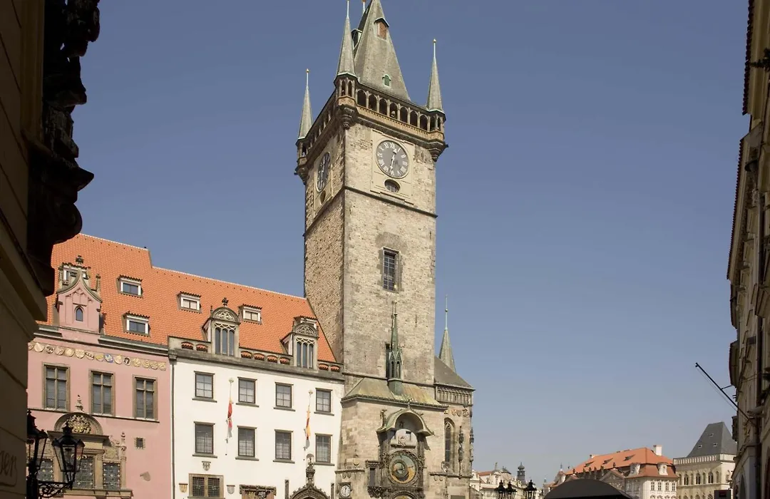 Occidental Praha Five-1