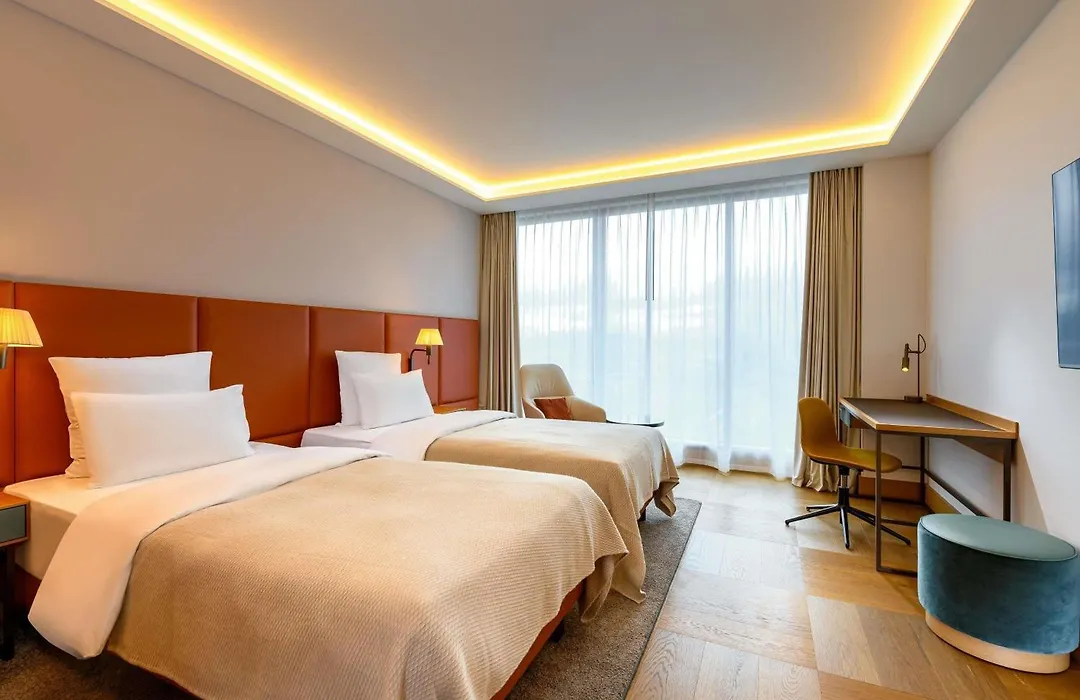 Moevenpick Hotel Basel-1