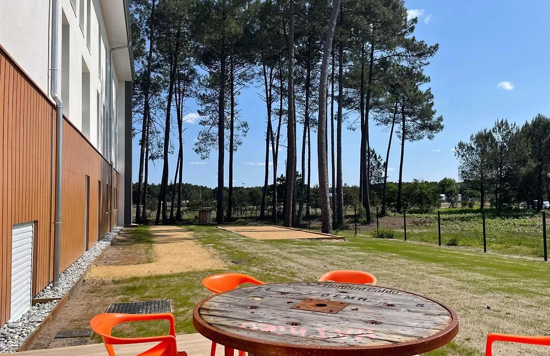 greet hotel Castets Coeur des Landes-1