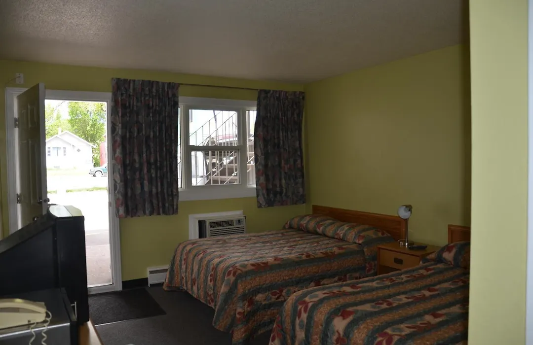 Coachman Inn-1