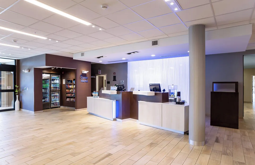 Fairfield Inn & Suites By Marriott Decorah-1