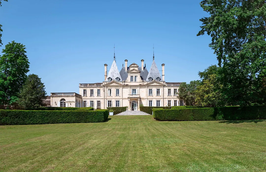 Château de Lussac-1