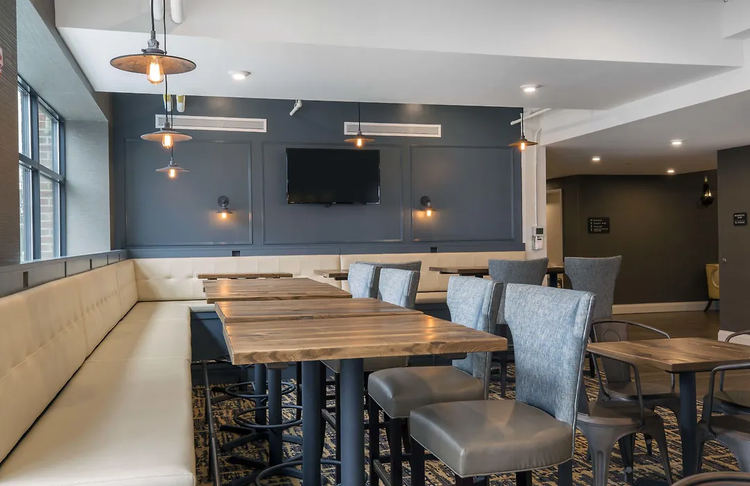 Envision Hotel Boston-Everett-1