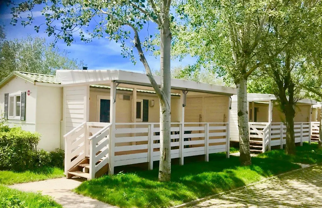 Isamar Holiday Village-1