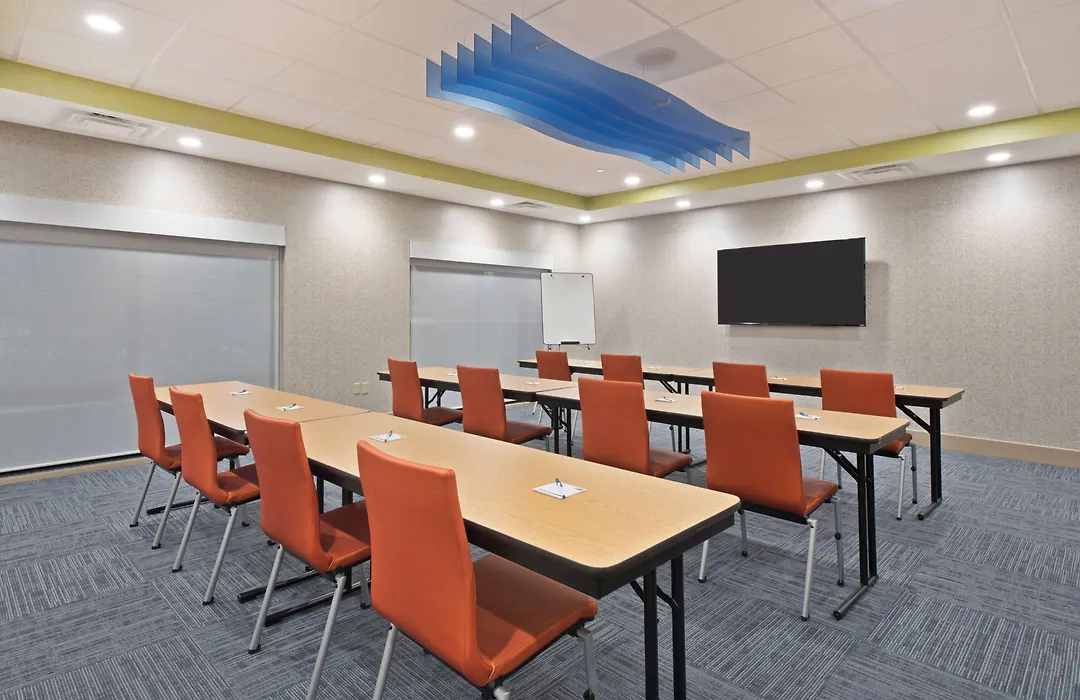 Holiday Inn Express & Suites Uniontown By Ihg-1