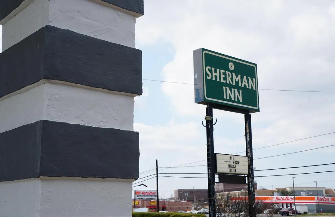 Sherman Inn-1