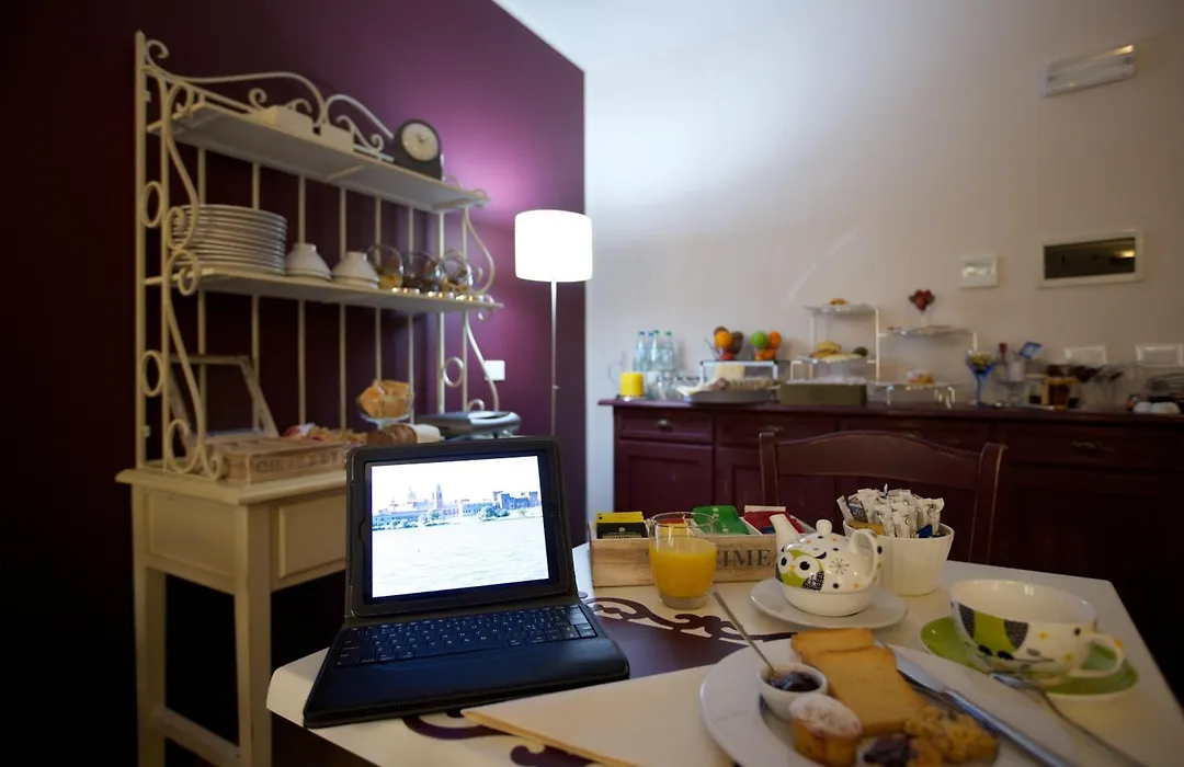 Hotel Leon D'Oro-1