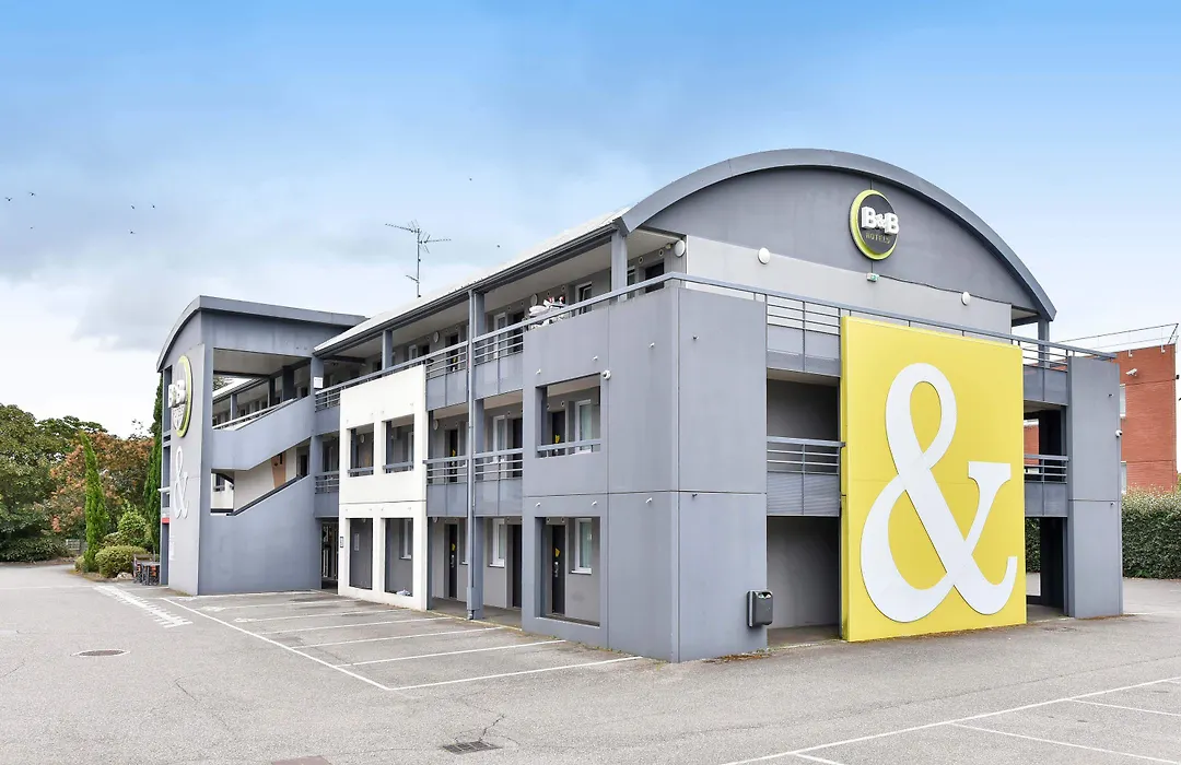B&B HOTEL Toulouse Cité de l'Espace Mouchotte-1