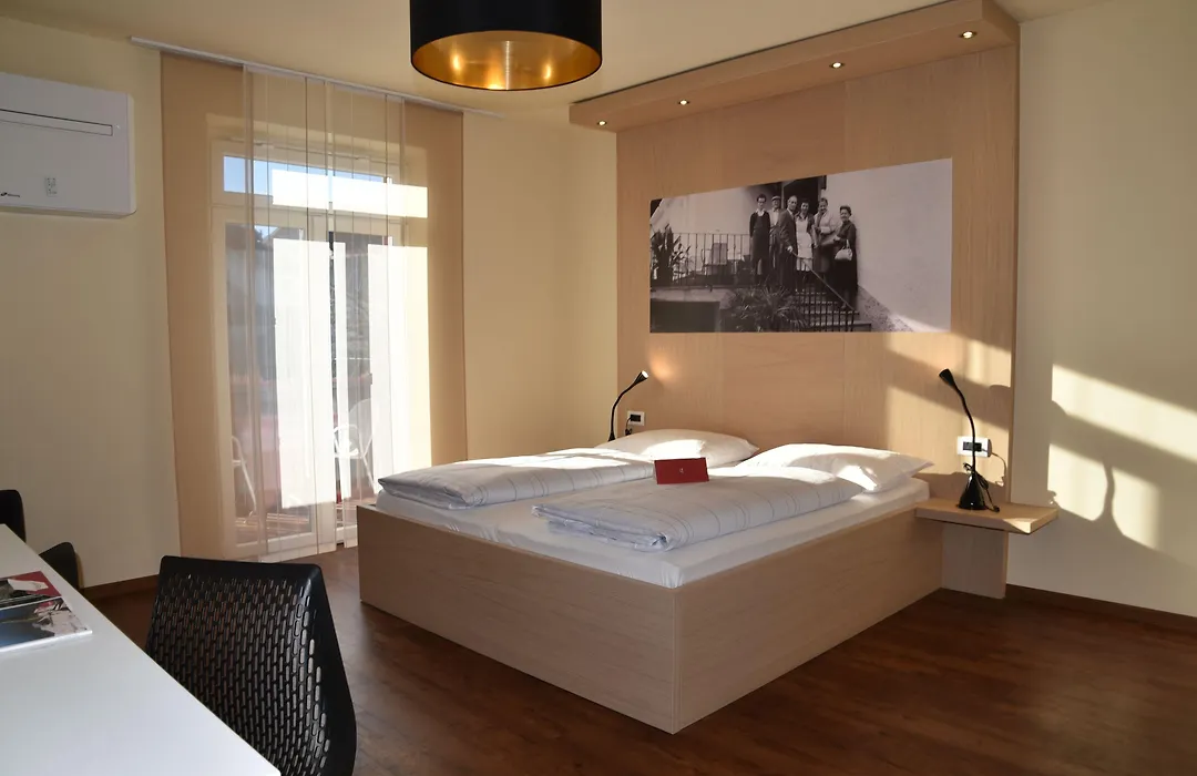 Angerburg Blumenhotel-1