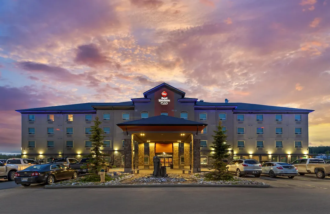 Best Western Plus Drayton Valley-1
