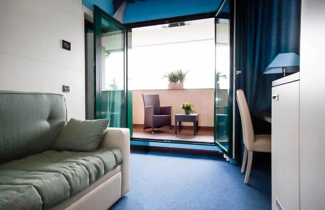 Palace Hotel Legnano-1