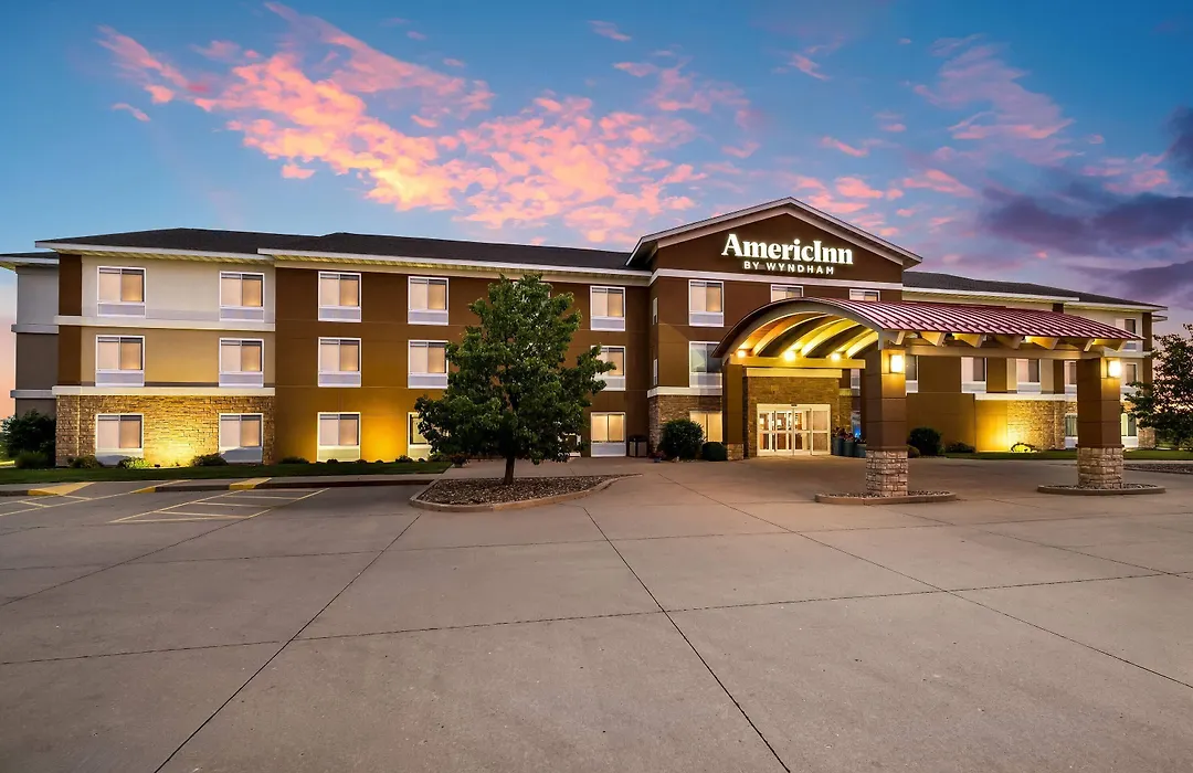 Americinn By Wyndham Fairfield-1