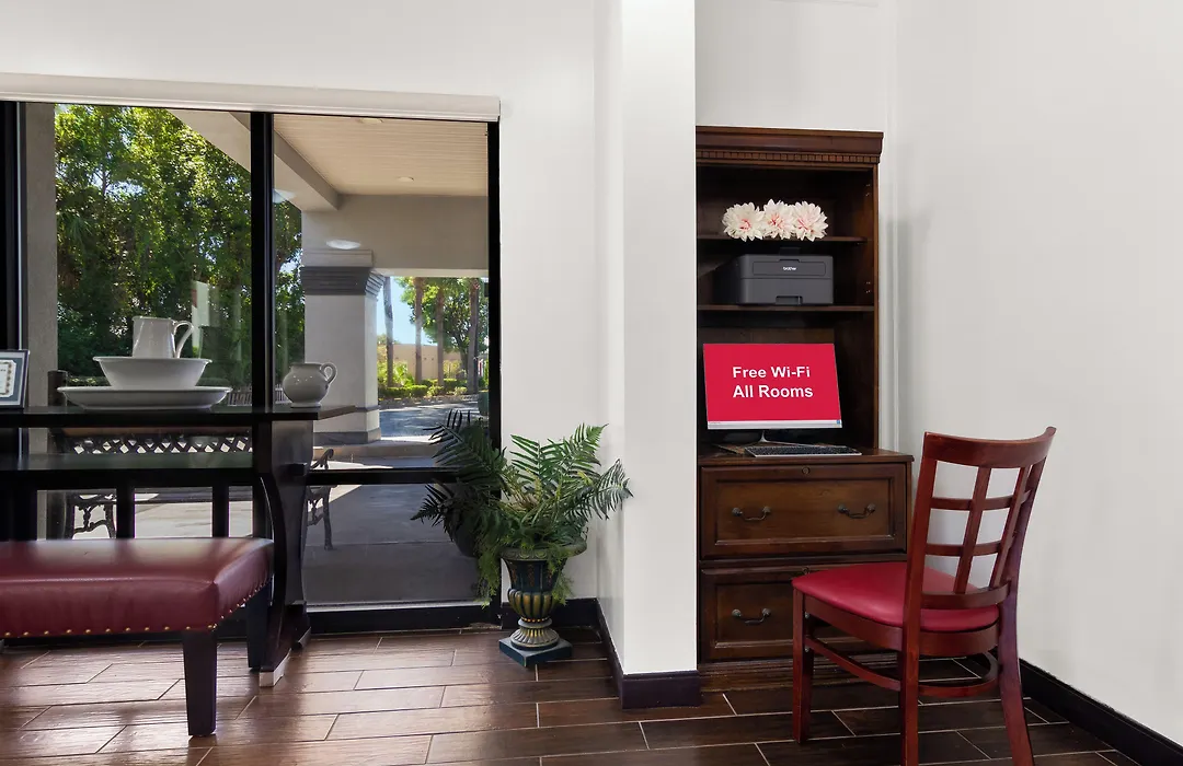 Red Roof Inn Kingsland-1