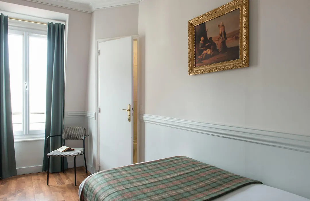 Hotel De La Porte Doree-1