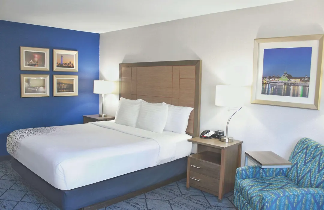 La Quinta By Wyndham Ne Long Beach/Cypress-1