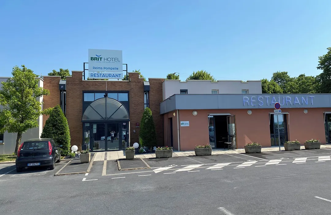 Best Hotel Reims La Pompelle-1