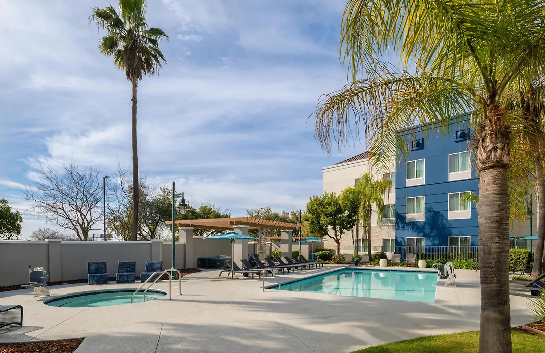 Hampton Inn & Suites Sacramento-Airport-Natomas-1
