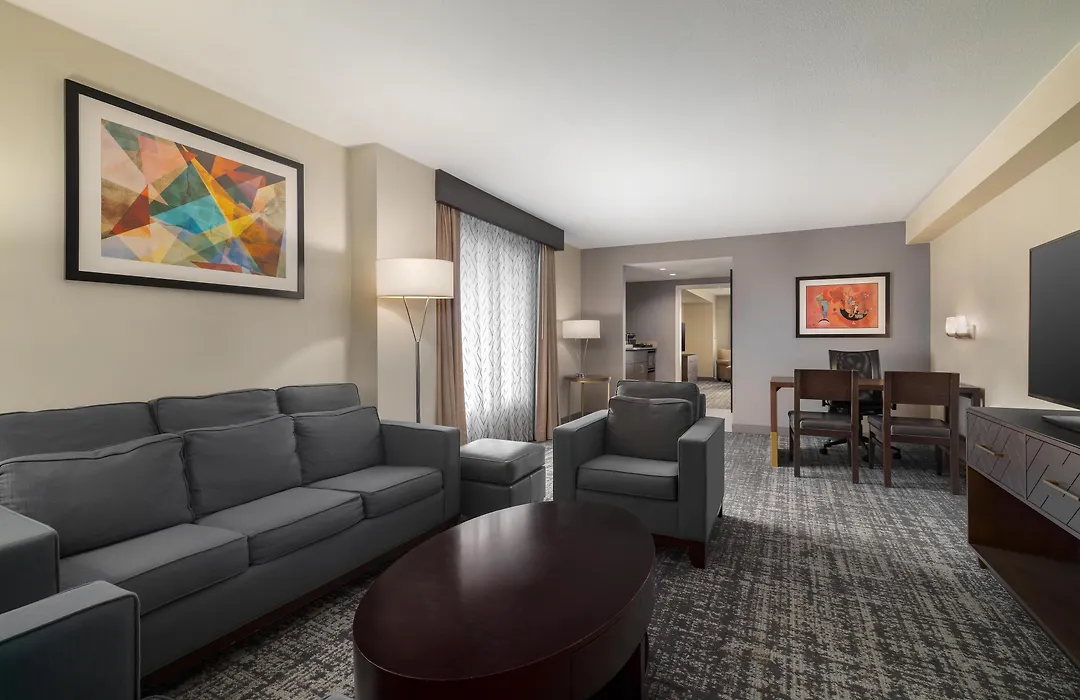 Embassy Suites By Hilton Laredo-1