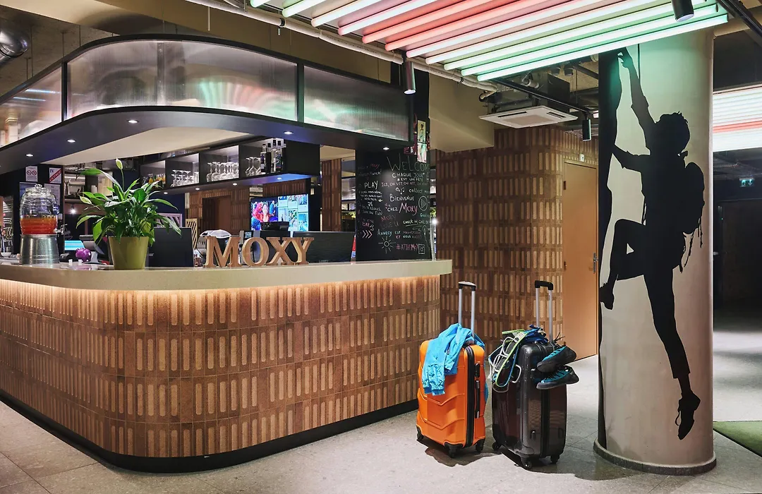 Moxy Annecy-1