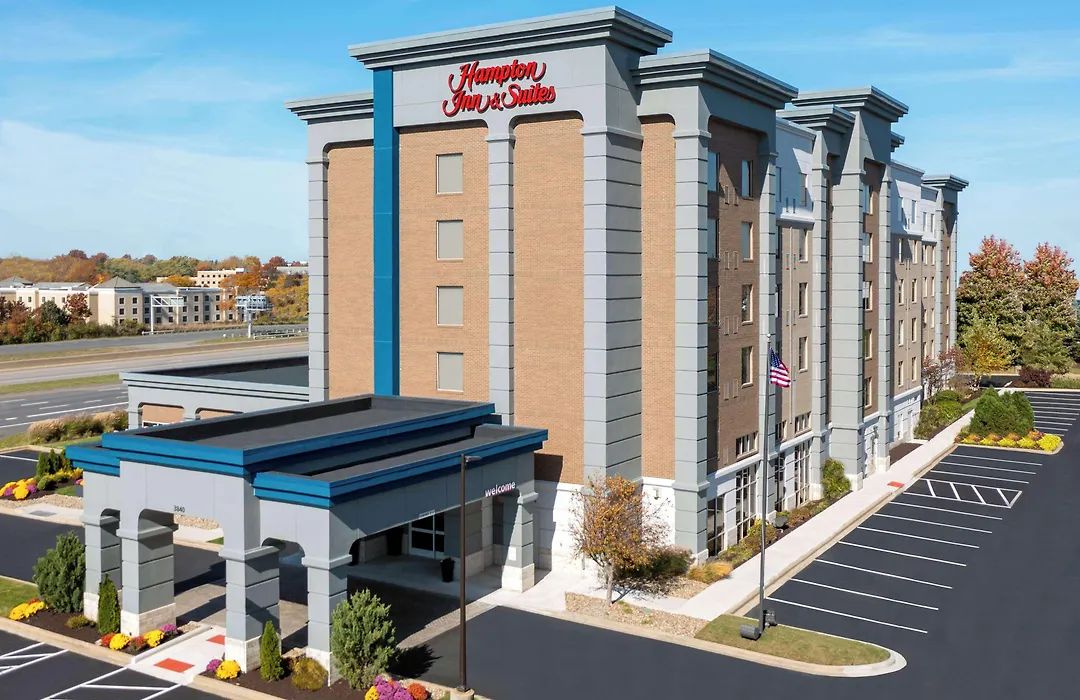 Hampton Inn & Suites Cleveland-Beachwood-1