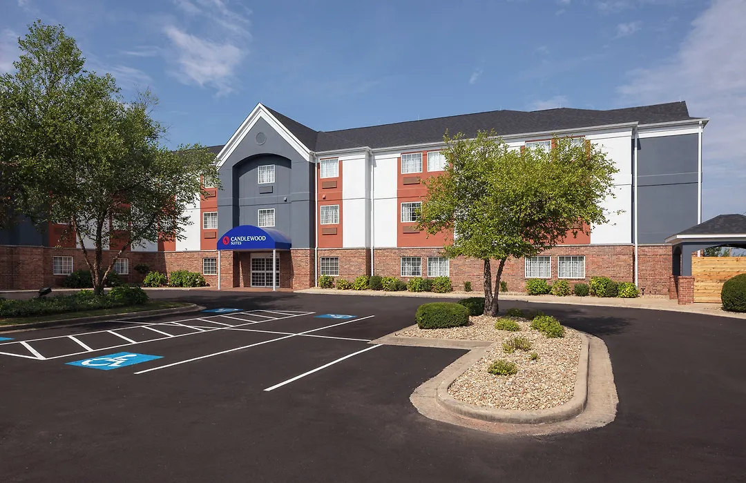 Candlewood Suites St. Robert By Ihg-1