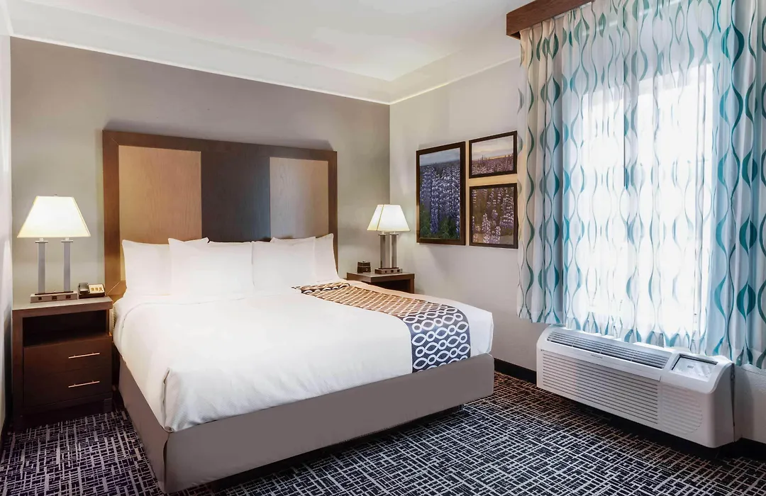 La Quinta By Wyndham Seguin-1