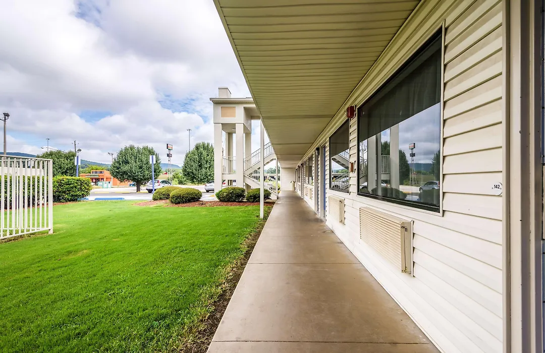 Motel 6-Anniston, Al-1