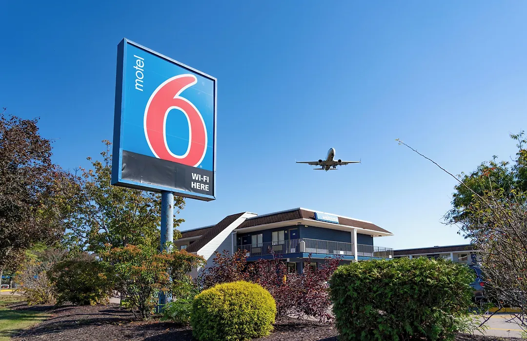 Motel 6-Windsor Locks, Ct - Hartford-1