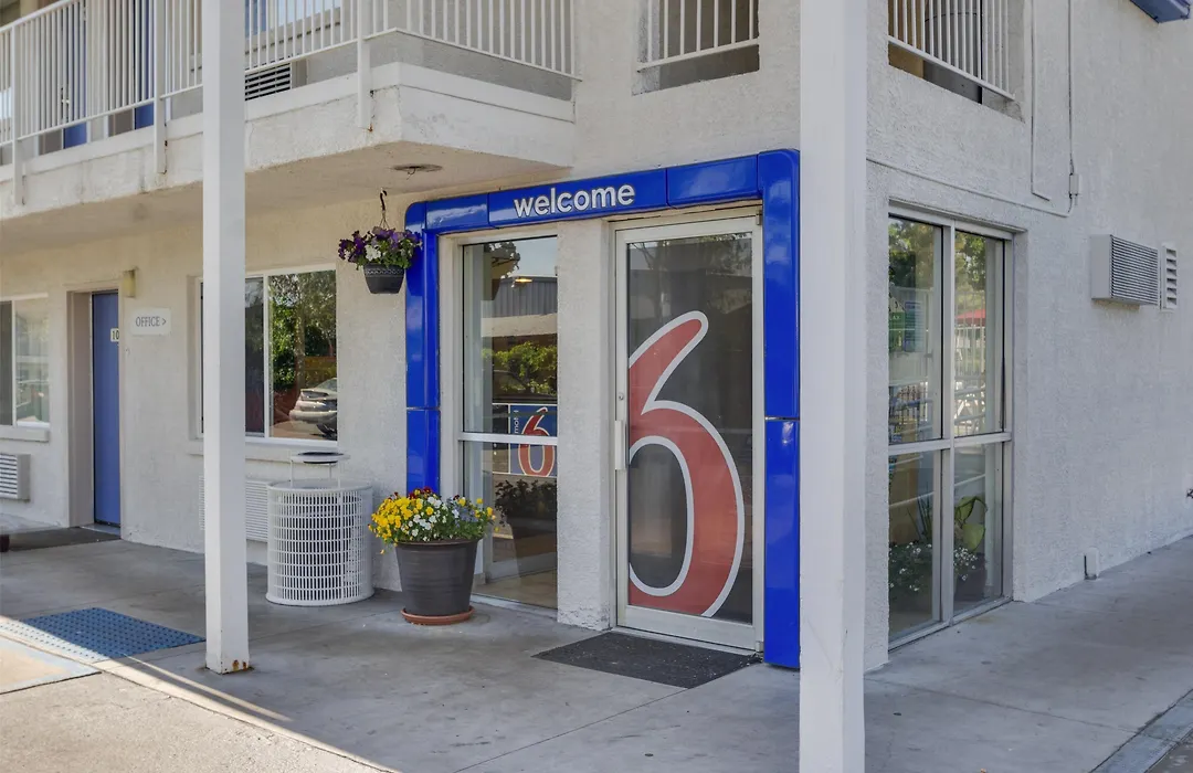 Park Inn By Radisson, Lakewood-1