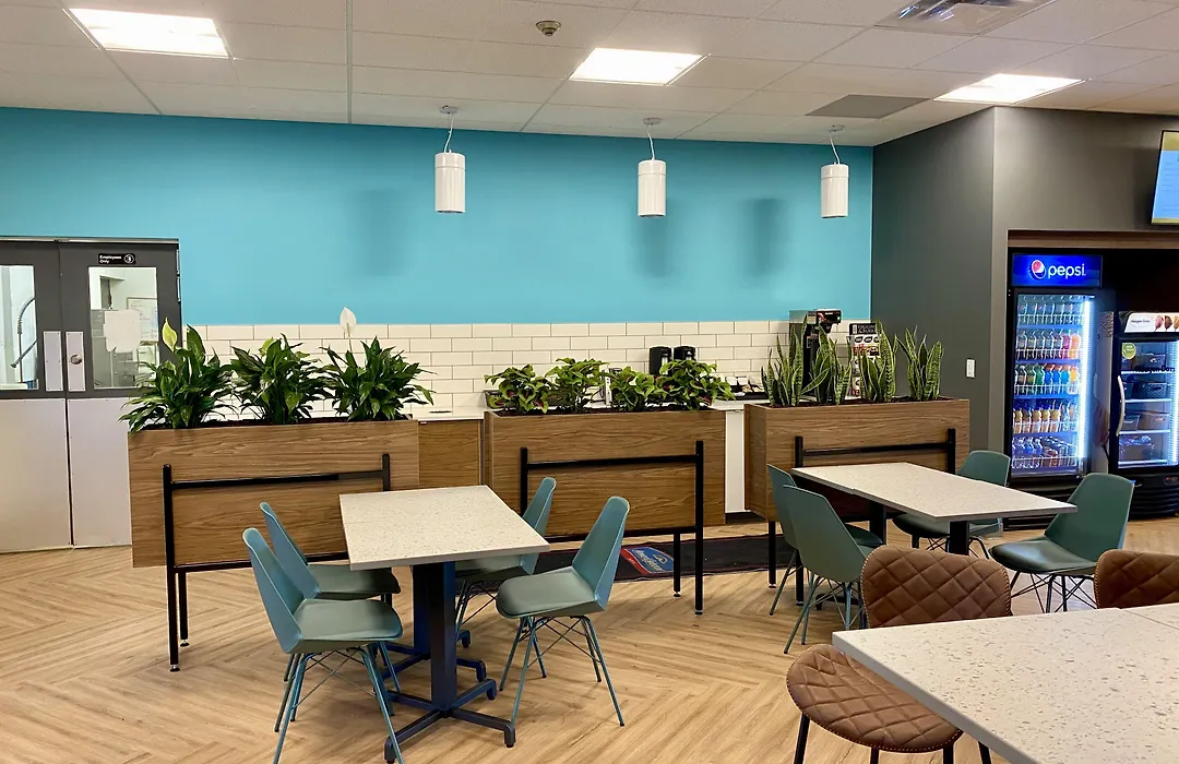 Howard Johnson By Wyndham Winnipeg West-1