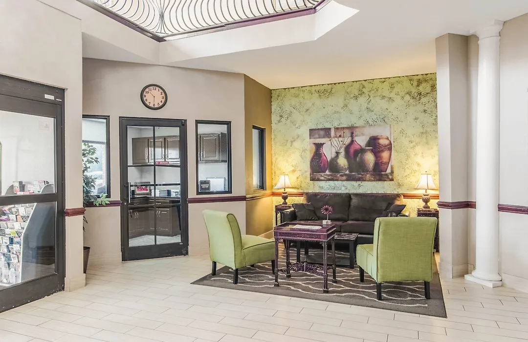 Quality Suites Graham - Burlington South-1