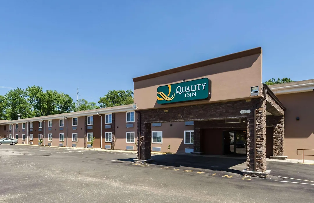 Quality Inn Chicopee-Springfield-1