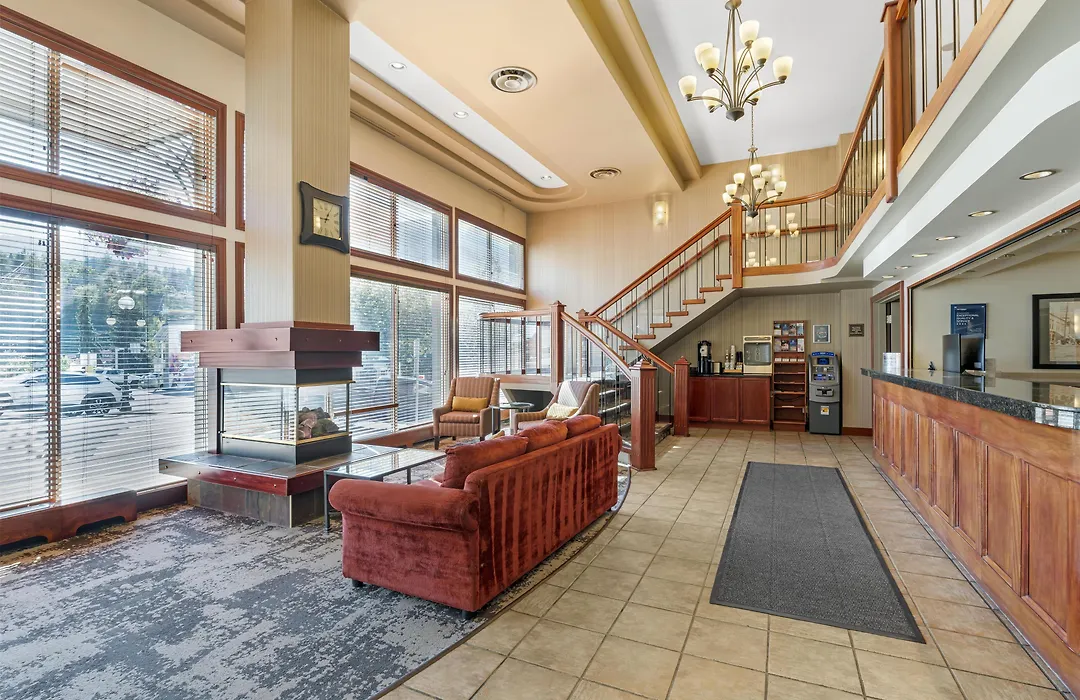Best Western Plus Baker Street Inn-1