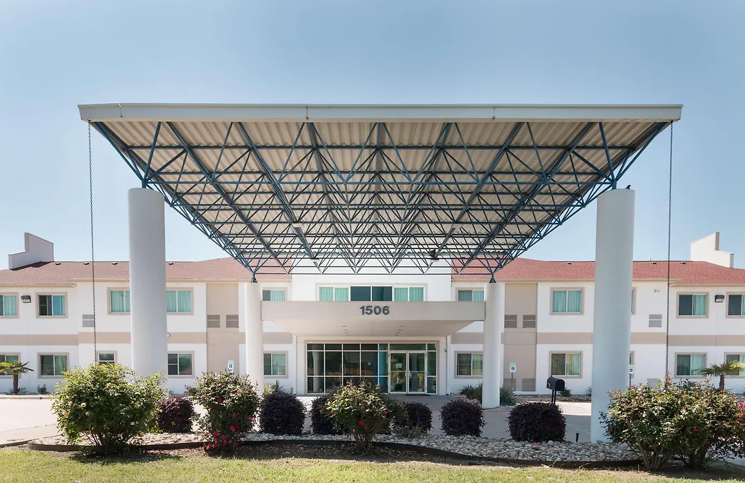 Motel 6-Hillsboro, Tx-1