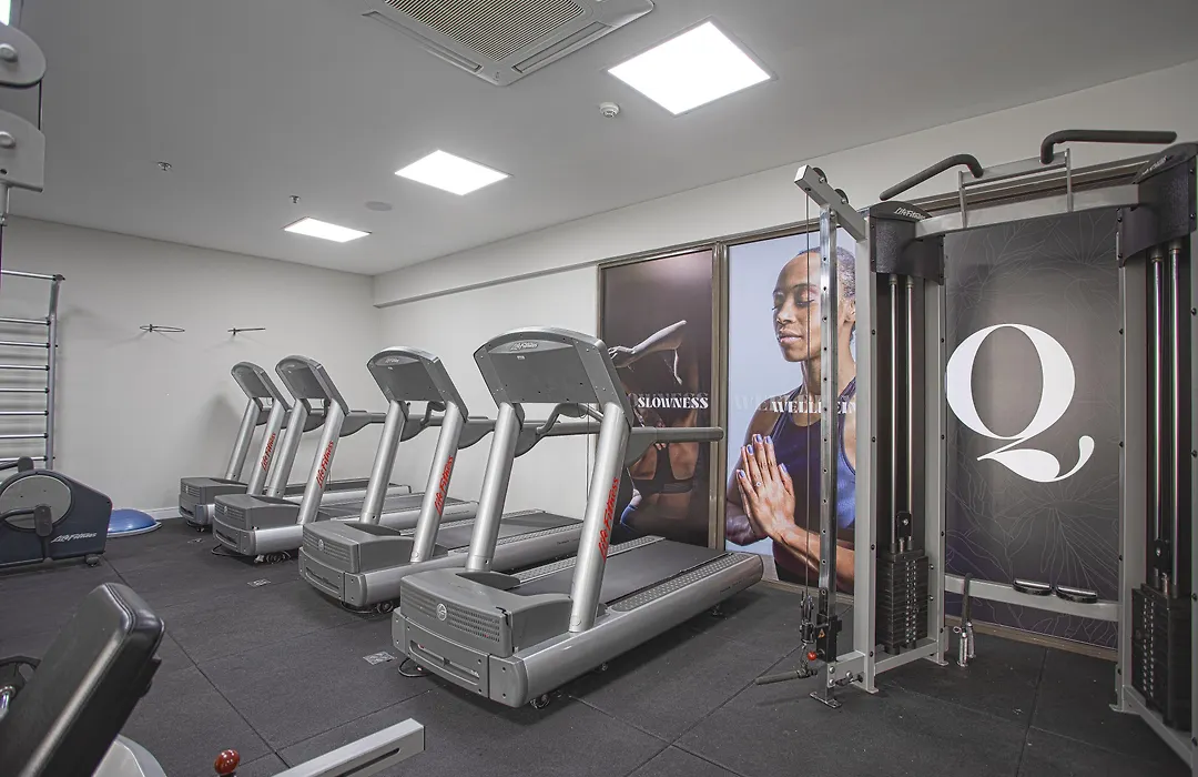 Qoya Hotel Curitiba, Curio Collection By Hilton-1