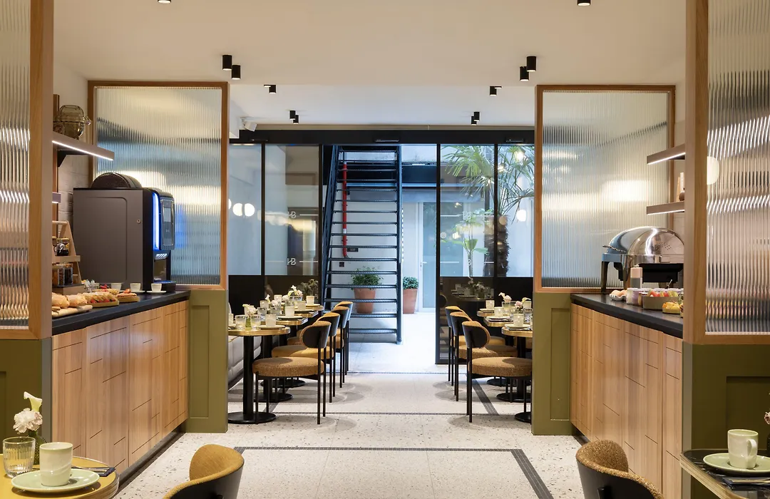 Hotel Brady-1