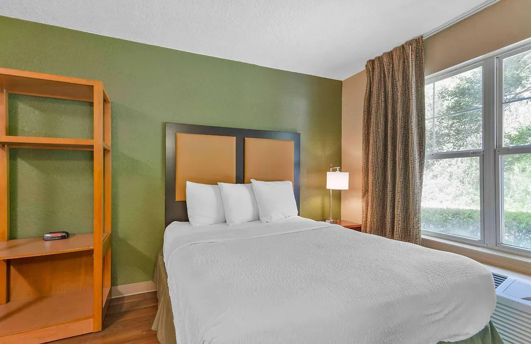 Extended Stay America Select Suites - Orlando - Maitland - Summit Tower Blvd-1